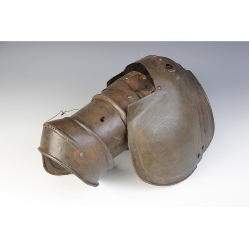 62 - A hinged lower-cannon from a Vambrace, for the right arm, together with a spaulder, upper-cannon and... 