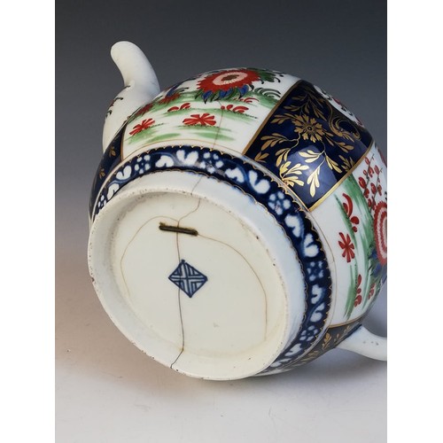 363 - A Worcester porcelain teapot circa 1780, decorated in a kakiemon design with alternating panels, the... 