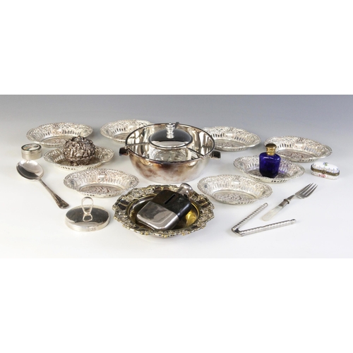 119 - A selection of tableware and accessories, to include six silver plated bon-bon dishes, each of oval ... 