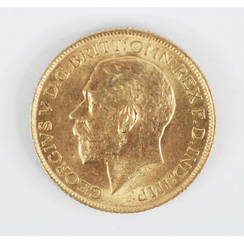 132 - A George V sovereign, dated 1912, weight 7.9gms