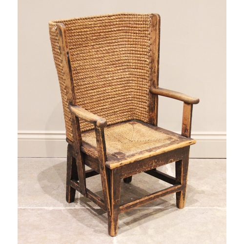 724 - An early 20th century pine and stained beech framed child's Orkney chair, in the manner of David Kir... 