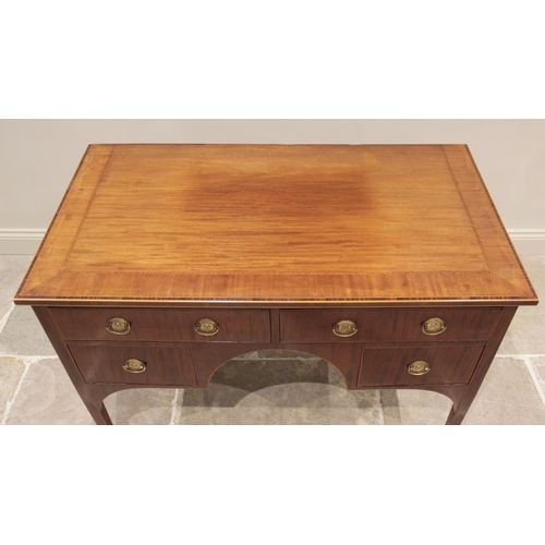 727 - An Edwardian mahogany and rosewood cross banded Sheraton revival side table, the rectangular top abo... 