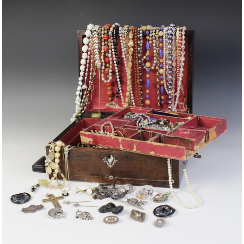 112 - A selection of Victorian and later costume jewellery and watches, to include a ladies vintage 9ct go... 