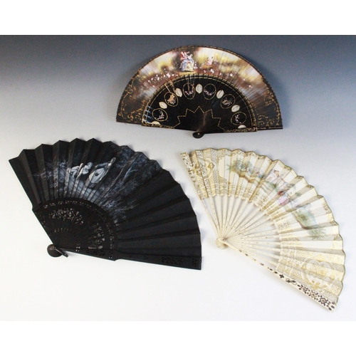 633 - A 19th century ivory fan, the sticks with pierced and engraved decoration and gilt highlights, the p... 