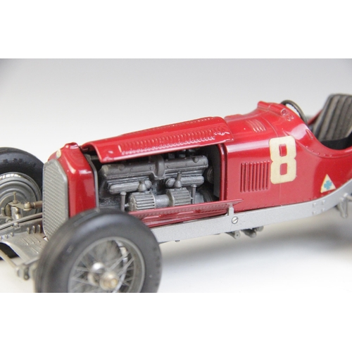 671 - A Casadio Models 1/20 scale die-cast model Alfa Romeo single seat racing car, with wire spoked wheel... 