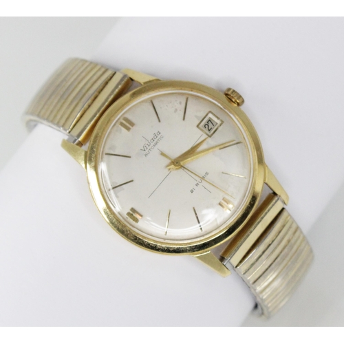 80 - A Gentleman's 18ct gold vintage Nivada automatic wristwatch, the circular dial with baton markers an... 