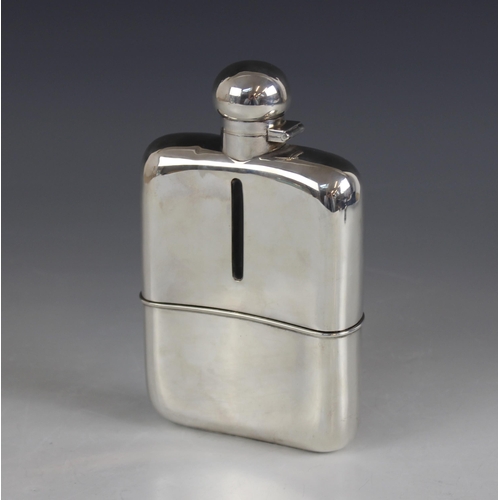 66 - An Edwardian glass and silver hip flask, G & J W Hawksley, Sheffield 1909, of curved rectangular for... 