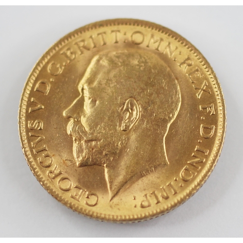 64 - A George V sovereign, dated 1911, weight 7.9gms