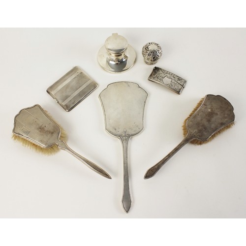 78 - A selection of silver and silver mounted accessories, to include; an early 20th century silver cigar... 