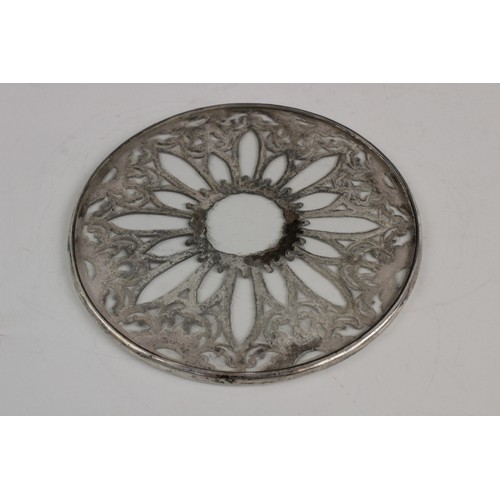 95 - A George V silver mounted glass coaster, Daniel & Arter, Birmingham 1923, the circular colourless gl... 