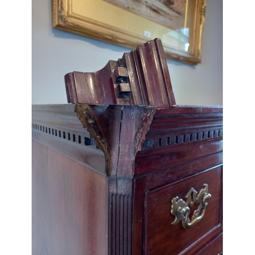 613 - A George III mahogany chest on chest, with a moulded dentil cornice over three short and three long ... 