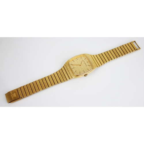 47 - A gentleman's vintage Girard-Perregaux gold plated wristwatch, the square textured gold coloured dia... 
