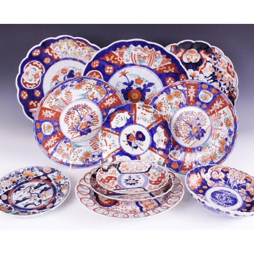 435 - A selection of Japanese Imari porcelain, 19th century and later (predominantly Meiji Period, 1868-19... 