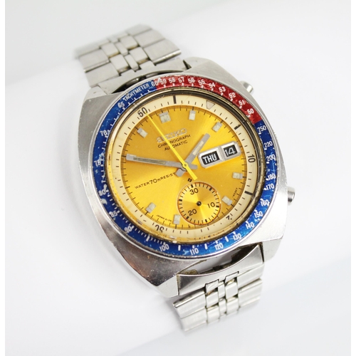 127 - A gentleman's 1970's Seiko 'Pogue' Chronograph Automatic wristwatch, the circular yellow dial with l... 