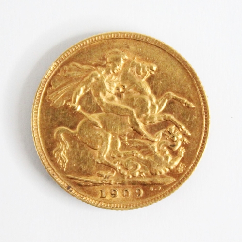 144 - An Edwardian gold sovereign, dated 1909, weight 8.0gms