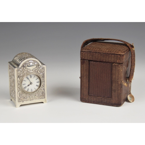 18 - A Victorian silver cased boudoir timepiece, the circular white dial with Roman numerals, 30mm diamet... 