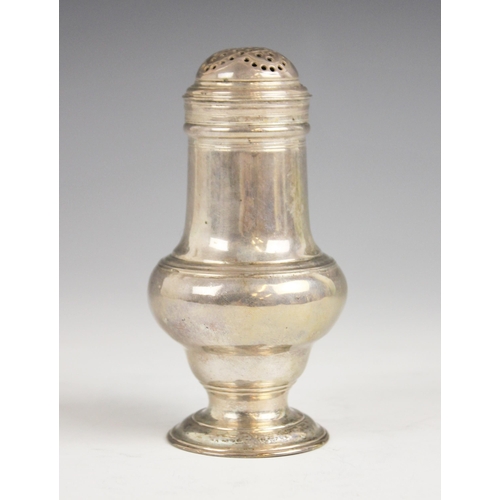 81 - A George II silver pounce pot, possibly Jabez Daniell, London 1752, of typical baluster form with re... 