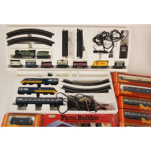 588 - A selection of Hornby OO gauge model railway pieces, to include a boxed R.354 BR Class 47 Diesel loc... 