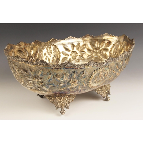 642 - A late 19th century silver plated copper planter, of oval form, with cast shell and scroll border, e... 