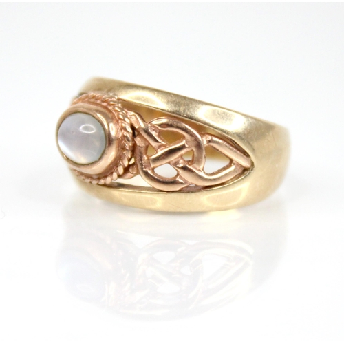 77 - A Clogau moonstone 9ct gold ring, the central oval moonstone cabochon measuring 6mm x 4.5mm, set in ... 