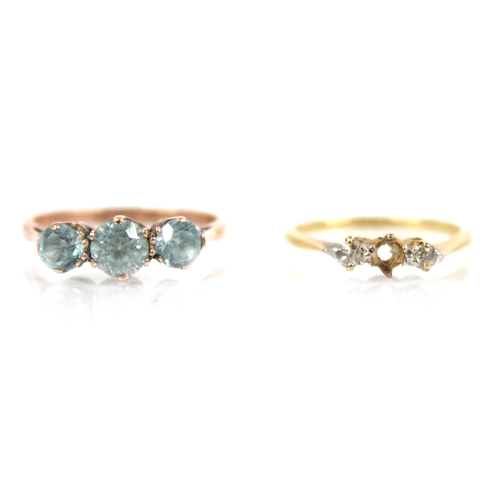 78 - An early 20th century blue zircon 9ct gold ring, comprising three round mixed cut zircons, set in 9c... 