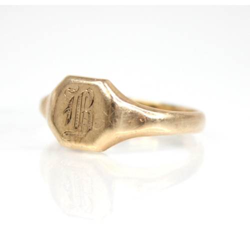 79 - A 9ct gold signet ring, the octagonal head engraved with monogrammed initial ‘B’, continuing to tape... 