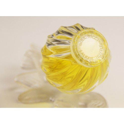 152 - A Marc Lalique for Nina Ricci 