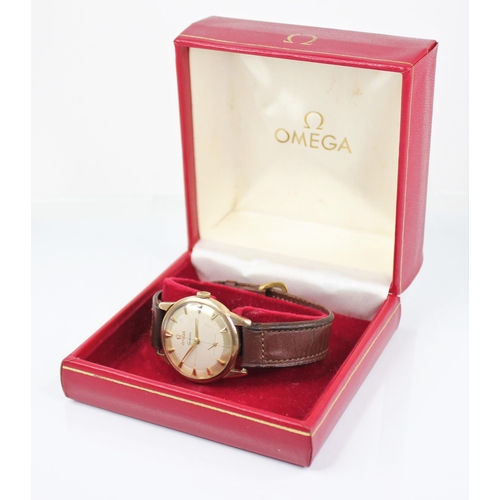 134 - A gentleman's vintage 9ct gold Omega Geneve wristwatch, the two-toned circular dial with arrowhead m... 