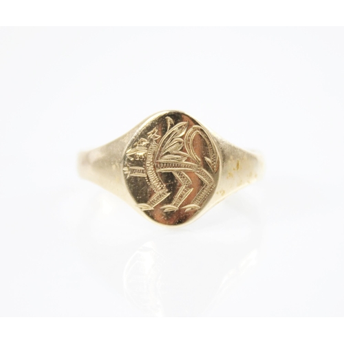 163 - A 9ct gold signet ring, the central oval cartouche depicting a Welsh dragon, leading to tapered shou... 