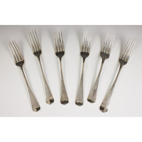 26 - Six George III Old English pattern silver forks, assorted makers, London 1793 - 1809, measuring betw... 