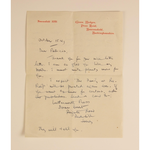 287 - A handwritten signed letter written by Enid Blyton, on headed note paper sent from Green Hedges in B... 