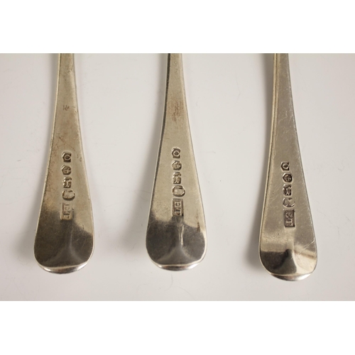 37 - Three George III Old English pattern silver dessert spoons, Edward Thomason, Birmingham 1812, each o... 