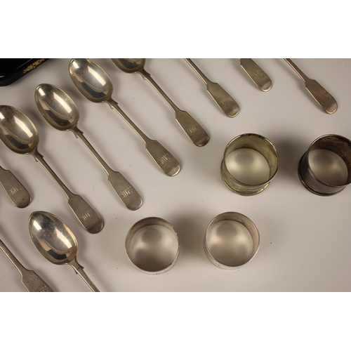 42 - A set of twelve Victorian silver fiddle pattern teaspoons, Goldsmiths' Alliance Ltd, London 1889, of... 