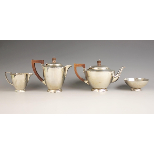 49 - A George VI silver tea service, Wakely & Wheeler, London 1941, comprising a teapot, hot water jug, m... 