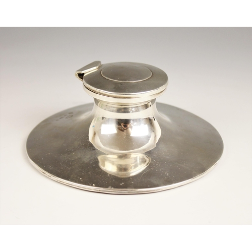 66 - An Edwardian silver capstan inkwell, Asprey & Co Ltd, Birmingham, date mark rubbed, the plain polish... 