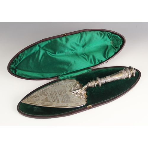 94 - A Victorian silver presentation trowel within fitted case, Martin Hall and Co, London 1876, the trow... 