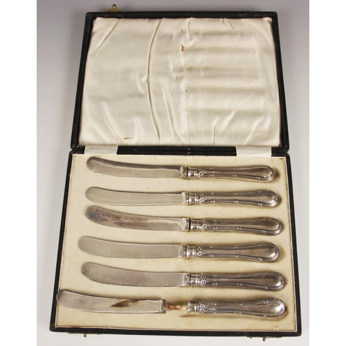 111 - A George VI set of Sandringham pattern silver teaspoons, H Samuel Ltd, Sheffield 1943, of typical fo... 