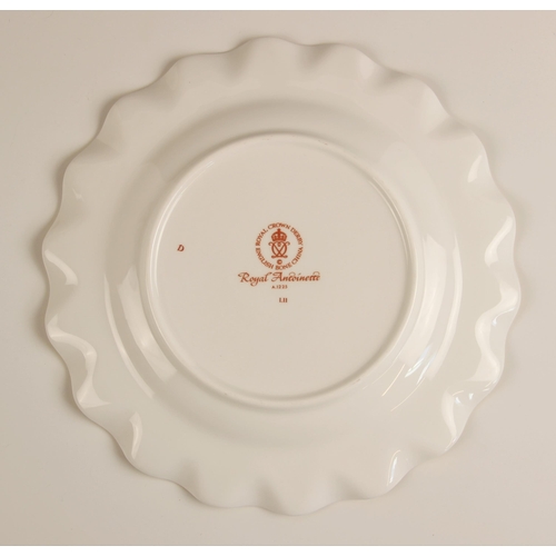 500 - A Royal Crown Derby dinner service in the A1225 