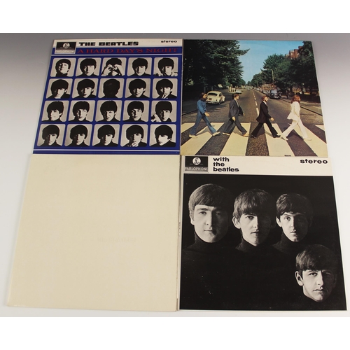 565 - The Beatles Collection box set (Parlophone BC13), the gilt titled blue flip top outer box containing... 