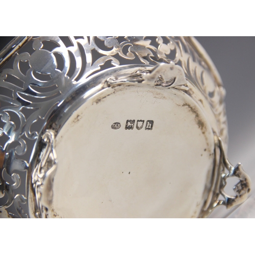 57 - An Edwardian silver bonbon dish, Frederick Augustus Burridge, London 1903, the cast scrolling rim ab... 