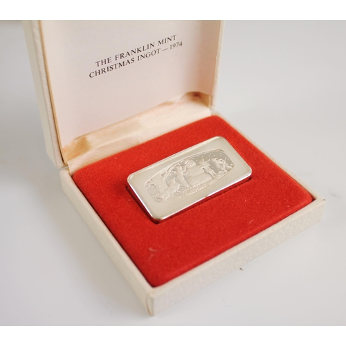 100 - A set of George V silver miniature tygs, Robert Pringle and Sons, London 1925, each tapered plain po... 