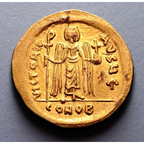 265 - Phocas AV Solidus. Constantinople, AD 602-610. [d]N FOCAS PERP AVG, draped and cuirassed bust facing... 