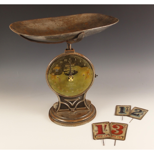 587 - A set of Salters brass trade spring balance scales, the 19cm diameter dial impressed with the makers... 