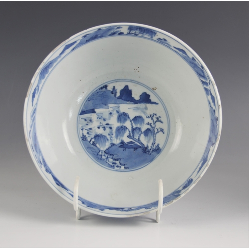 442 - A selection of Chinese porcelain, 18th century and later, comprising; an 18th century blue and white... 