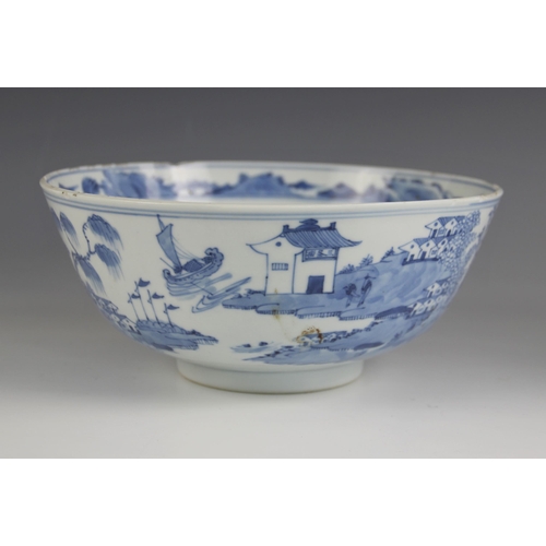 442 - A selection of Chinese porcelain, 18th century and later, comprising; an 18th century blue and white... 