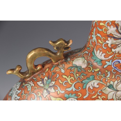 437 - A large pair of Chinese porcelain moon flasks, 19th century (Xianfeng / Tongzhi), each centrally dec... 