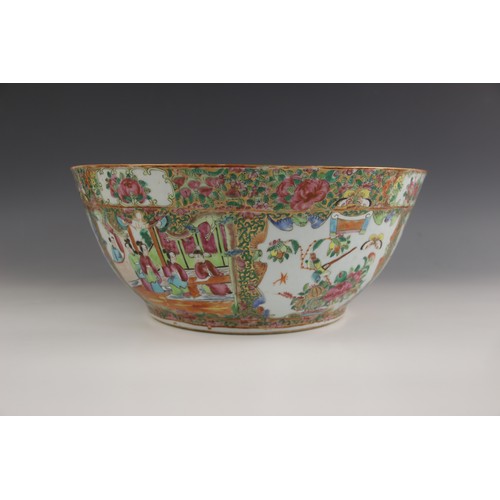 435 - A large Chinese porcelain Canton centre bowl, 19th century, the tapered circular bowl extensively de... 