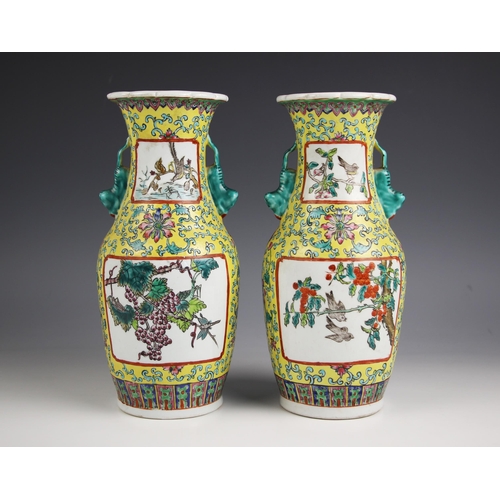 353 - A pair of Chinese porcelain yellow vases, Da Qing Tongzhi Nian Zhi, 20th century, each baluster vase... 