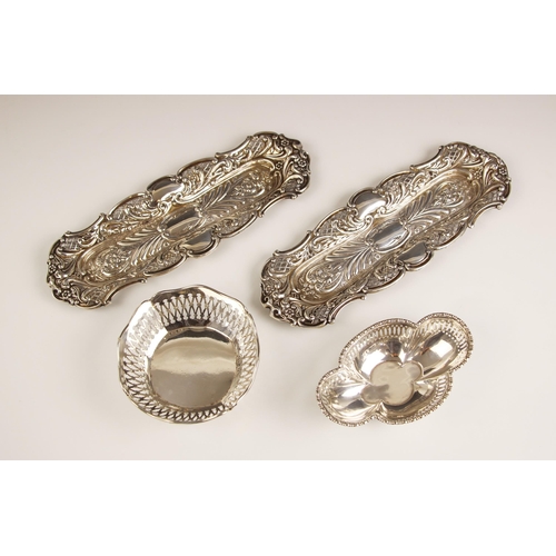 53 - A pair of Victorian silver pin dishes, possibly Jay, Richard Attenborough & Co, Chester 1899, the lo... 