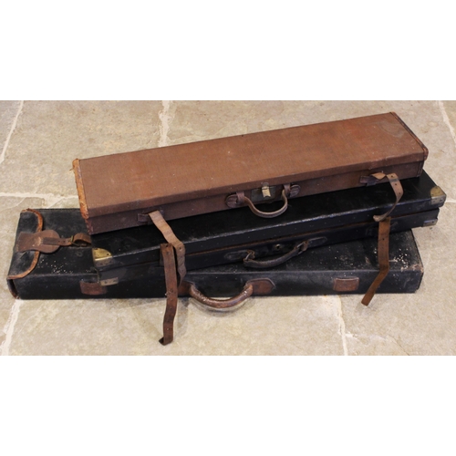 320 - A canvas and leather gun case, with a baize lined sliding and fitted interior, 96cm W, along with a ... 